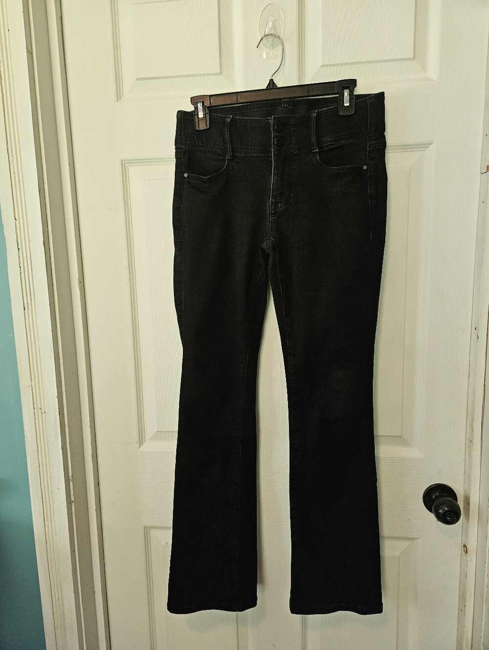 Apt. 9 Women's Black Flare Jeans
